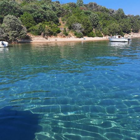 Marovito Apartment Supetarska Draga Luaran gambar