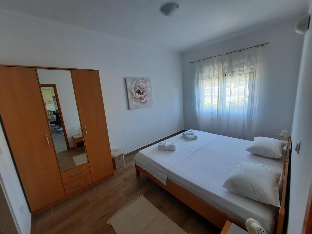 Marovito Apartment Supetarska Draga Luaran gambar